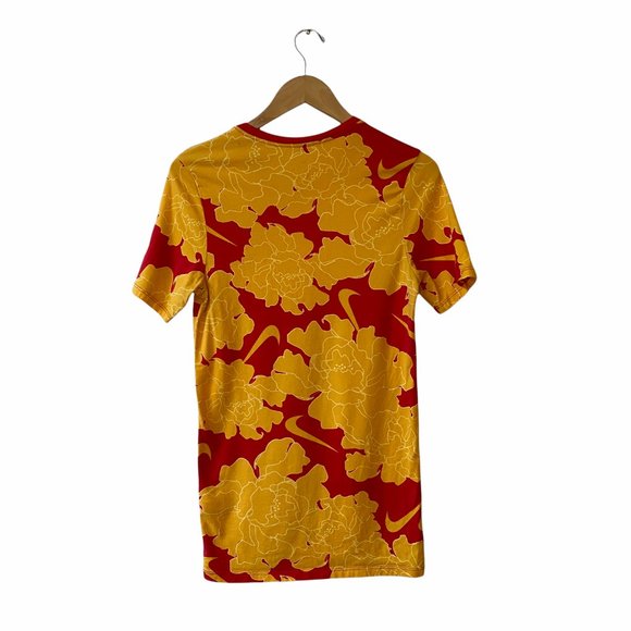 Nike Hawaiian Print T Shirt Size S *Unique* Yellow Red Floral Pocket Logo - Picture 7 of 9